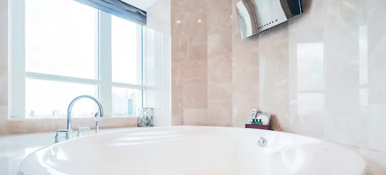 Bathroom Window Coverings in Palm River-Clair Mel, FL