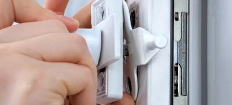 Window Lock Assembly in Palm River-Clair Mel, FL